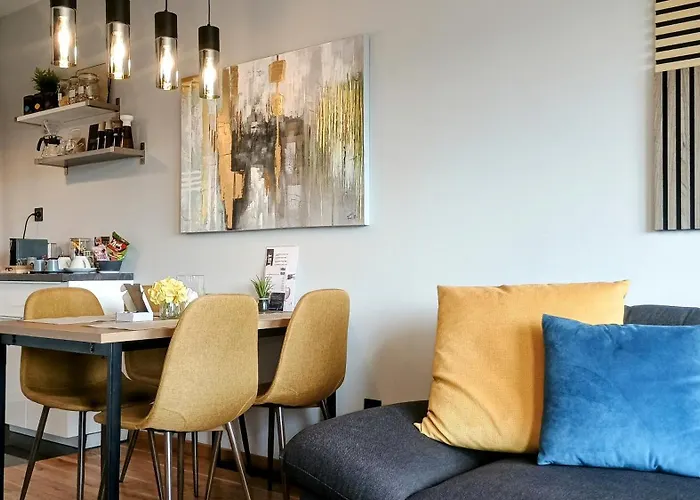 Modern Comfort Near Airport, The Mall, Techpark By Keybox